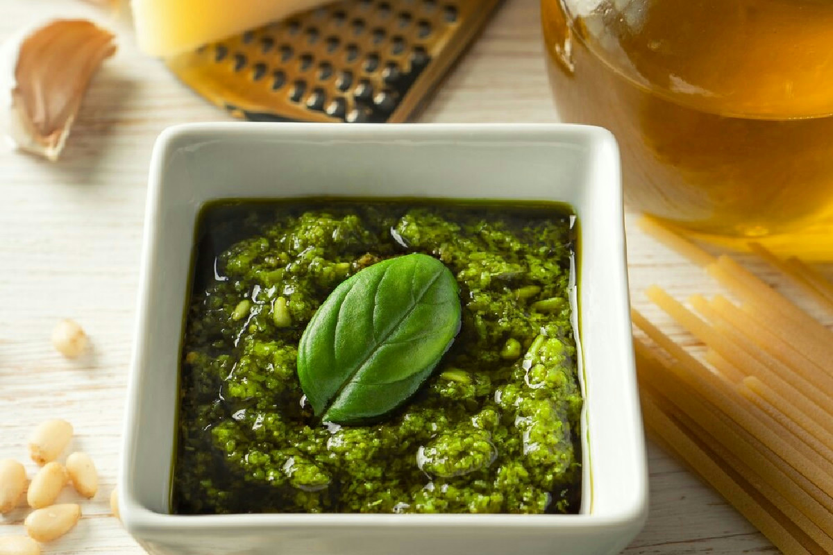 3 ingredienti trasformano il classico pesto: il condimento che il tuo palato amerà moltissimo
