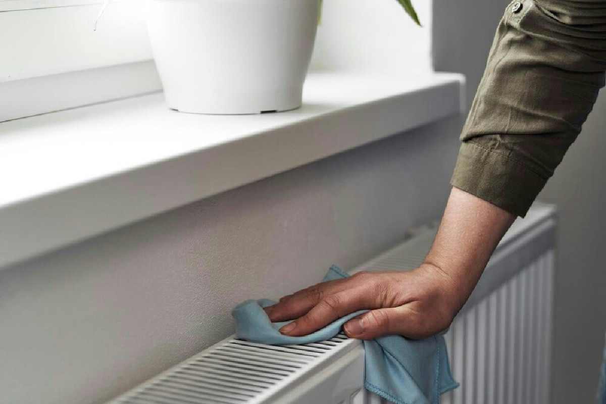 Molti non lo sanno, ma questo accorgimento migliora il calore dei caloriferi di casa
