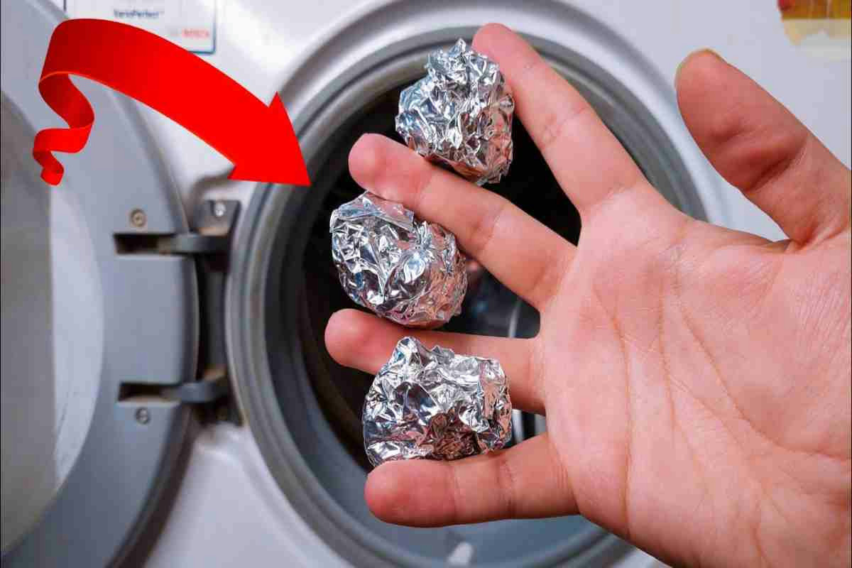 Quelle palline di alluminio in lavatrice velocizzano il lavaggio e lasciano i capi morbidi come nuovi